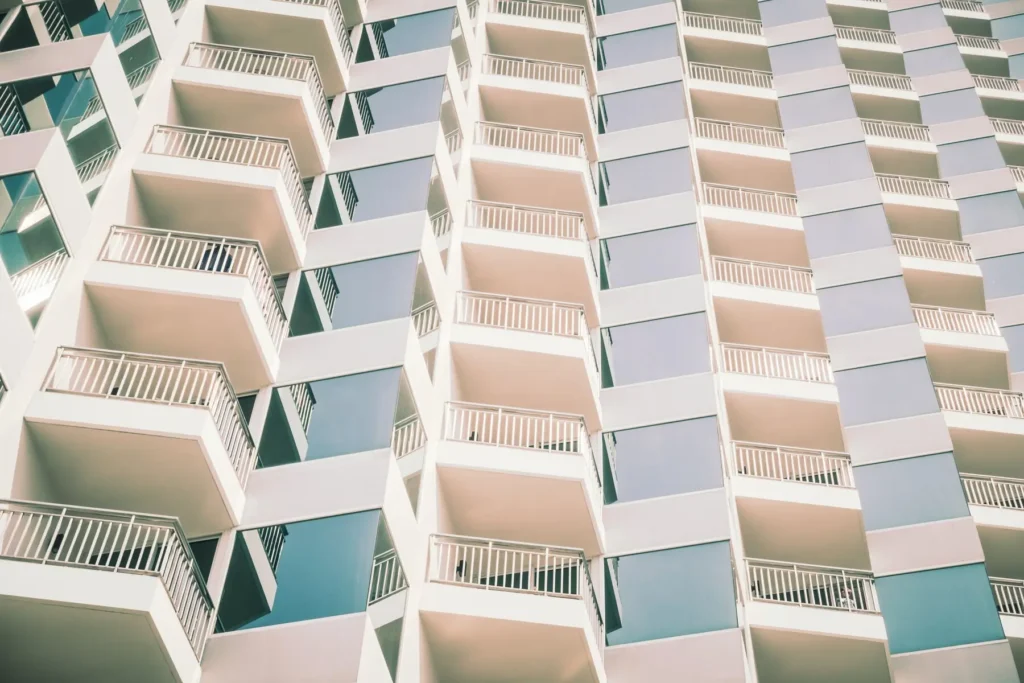 standard railing height for balcony